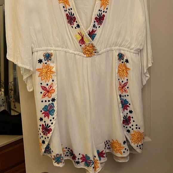 NWT Velzera Very Sexy Poolside Romper - Picture 2 of 3